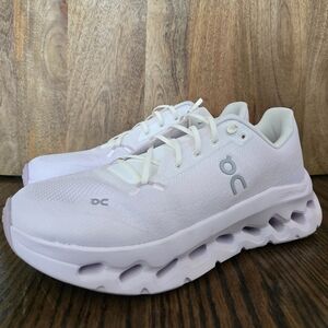 On Cloudtilt (Womens) 8.5